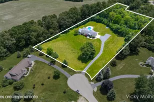 817 Pheasant Ridge Dr, Hastings, MI 49058 - Photo 5