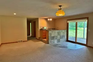 8980 Canyon Springs Ct, Canadian Lakes, MI 49346 - Photo 17