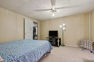 12402 Crockery Creek Dr, Ravenna, MI 49451 - Photo 13