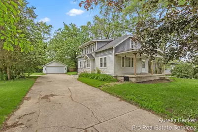 210 44th Street SE, Grand Rapids, MI 49548 - Photo 1