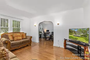 210 44th St SE, Grand Rapids, MI 49548 - Photo 5