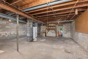 210 44th St SE, Grand Rapids, MI 49548 - Photo 17