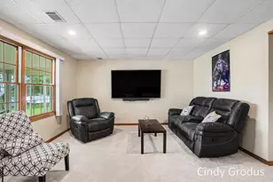 975 Bluff Lake Dr, Zeeland, MI 49464 - Photo 25