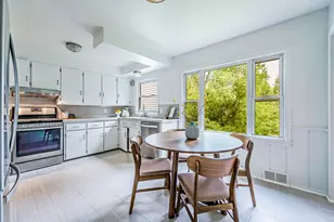 1908 Anderson Ave, Ann Arbor, MI 48104 - Photo 9