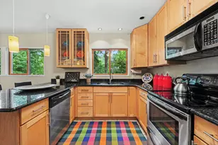 2065 Day St, Ann Arbor, MI 48104 - Photo 13