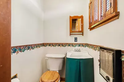 3865 E Empire Avenue, Benton Harbor, MI 49022 - Photo 9