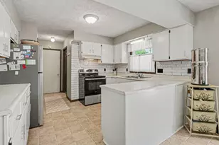 1549 Trebor Rd, Saint Joseph, MI 49085 - Photo 11