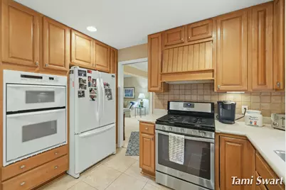 17484 Beech Hill Drive, Grand Haven, MI 49417 - Photo 23