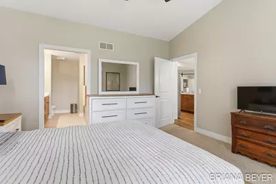 11494 S Lake Drive, Holland, MI 49424 - Photo 29