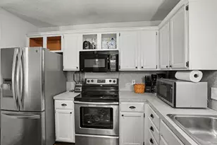 1152 E 12th St, Holland, MI 49423 - Photo 11