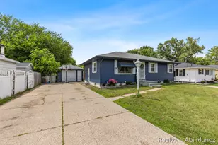3547 Collingwood Ave SW, Wyoming, MI 49519 - Photo 3