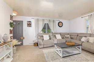 3547 Collingwood Ave SW, Wyoming, MI 49519 - Photo 5