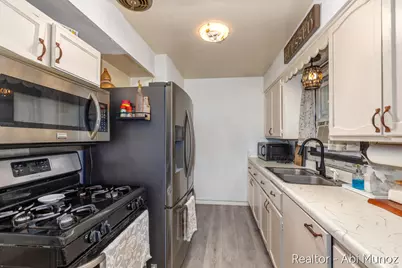 3547 Collingwood Avenue SW, Wyoming, MI 49519 - Photo 9