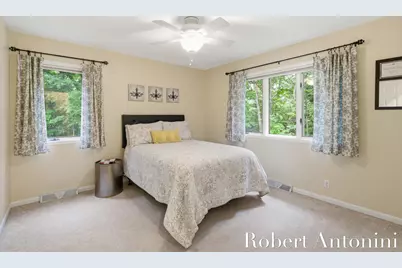 1708 Mont Rue Drive SE, Grand Rapids, MI 49546 - Photo 37