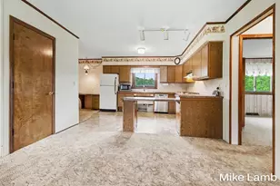 3685 20th St, Dorr, MI 49323 - Photo 11