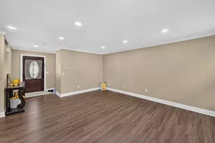 8049 Beechwood Blvd, Dexter, MI 48130 - Photo 7