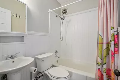 614 Crescent Street NE, Grand Rapids, MI 49503 - Photo 13