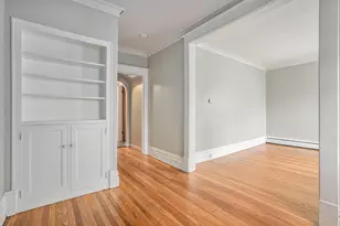 614 Crescent St NE, Grand Rapids, MI 49503 - Photo 3