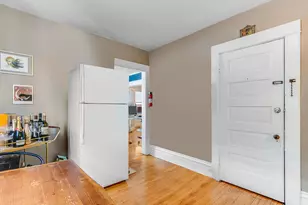 614 Crescent St NE, Grand Rapids, MI 49503 - Photo 25
