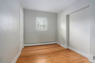614 Crescent St NE, Grand Rapids, MI 49503 - Photo 7