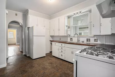 614 Crescent Street NE, Grand Rapids, MI 49503 - Photo 9