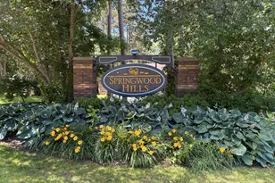 594 Springwood Dr, Kalamazoo, MI 49009 - Photo 1