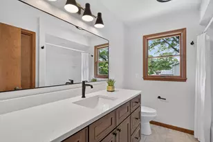 5129 N Bardstone St, Jackson, MI 49201 - Photo 43