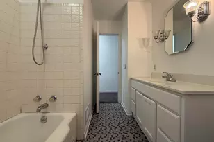 1946 Adams St SE, Grand Rapids, MI 49506 - Photo 21