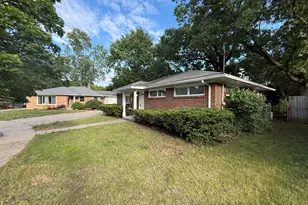 1946 Adams St SE, Grand Rapids, MI 49506 - Photo 7