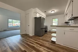 1946 Adams St SE, Grand Rapids, MI 49506 - Photo 11