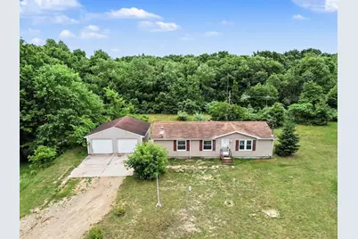 11644 E Hillis Road, Riverdale, MI 48877 - Photo 25
