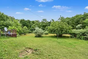 11644 E Hillis Rd, Riverdale, MI 48877 - Photo 23