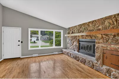 5802 Montebello Avenue, Haslett, MI 48840 - Photo 9