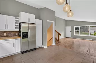 5802 Montebello Ave, Haslett, MI 48840 - Photo 11