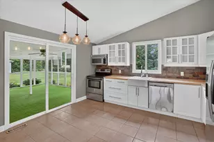 5802 Montebello Ave, Haslett, MI 48840 - Photo 15