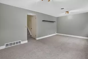 5802 Montebello Ave, Haslett, MI 48840 - Photo 25