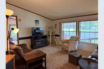 547 E Clam Court, Newaygo, MI 49337 - Photo 9
