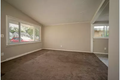 23723 Reynolds Avenue, Hazel Park, MI 48030 - Photo 3