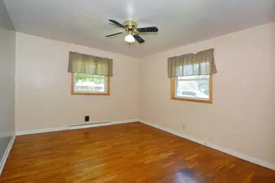 5830 Leon Avenue, Scotts, MI 49088 - Photo 15