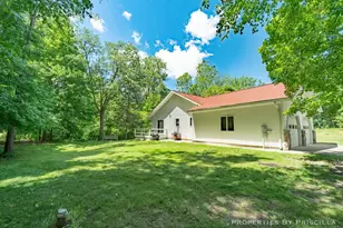 6635 Vinton Ave NW, Comstock Park, MI 49321 - Photo 11