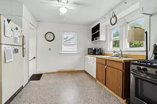 187 Sharon Ave, Battle Creek, MI 49017 - Photo 5