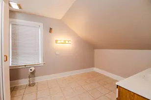 2036 Coit Ave NE, Grand Rapids, MI 49505 - Photo 17
