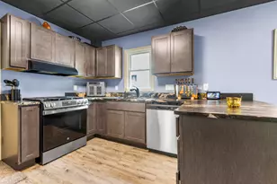 1030 S Jackson St, Jackson, MI 49203 - Photo 7
