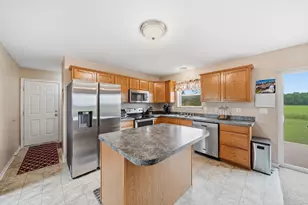 5867 E Hillcrest Dr, Eaton Rapids, MI 48827 - Photo 13