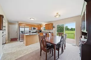 5867 E Hillcrest Dr, Eaton Rapids, MI 48827 - Photo 17