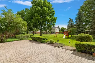 24762 White Plains Dr, Novi, MI 48374 - Photo 59