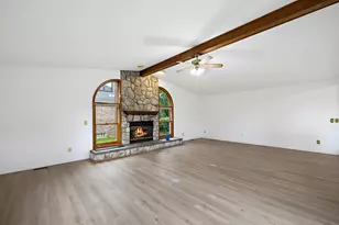 24762 White Plains Dr, Novi, MI 48374 - Photo 25