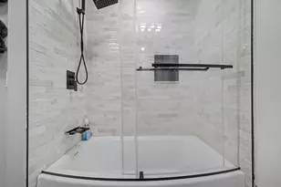 22440 Mill Rd, Novi, MI 48375 - Photo 9