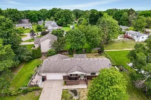 3941 Loch Dr, Highland, MI 48357 - Photo 23