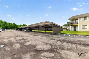 30761 Hidden Pines Ln, Roseville, MI 48066 - Photo 15